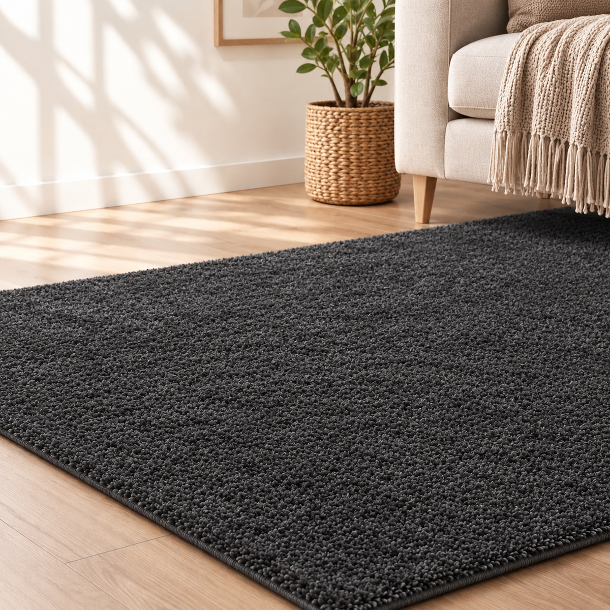 Fluffy shaggy rug, Anthracite, bedroom photo